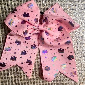 Buy 2 get 2 free!! Pink hair bow with metallic unicorn print🦄🦄🦄🦄